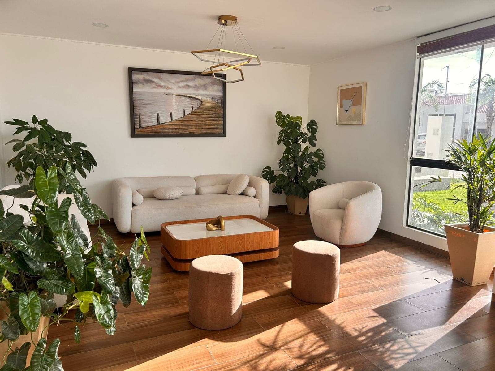 The living room at Davezies House